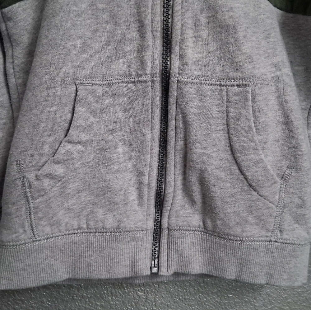 Carter's Gray and Green Hoodie    Size 5T